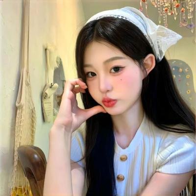 村里来了个直播女神